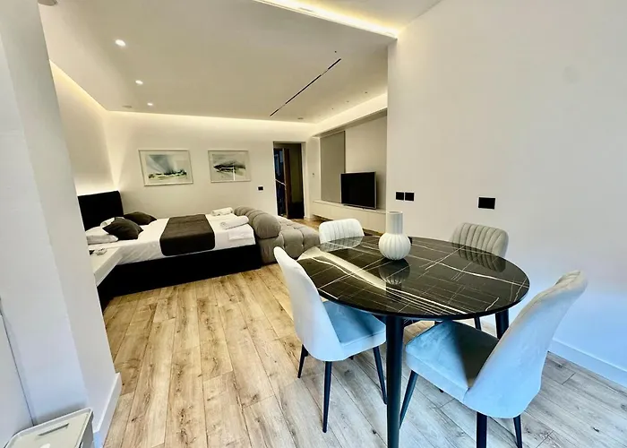 The Architect\'S Studio In Tirana